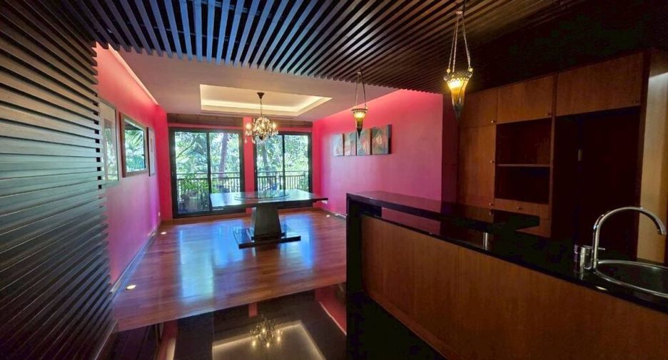 Condo en alquiler de 3 habitaciones en Sathon, Bangkok