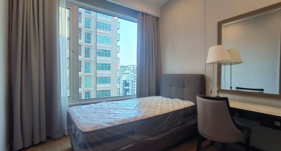 Wohnung zur Miete mit 2 Zimmer in Pathum Wan, Bangkok
