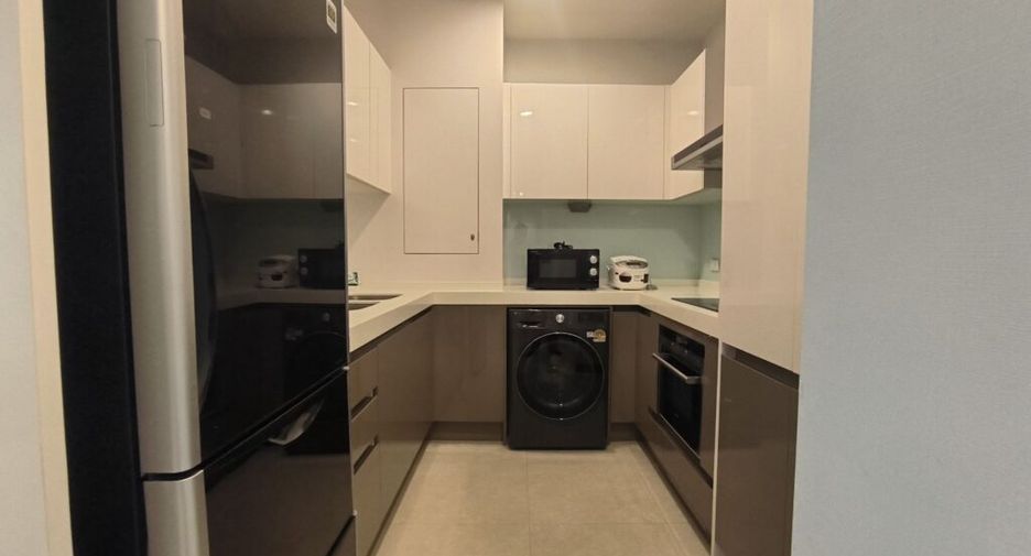 Wohnung zur Miete mit 2 Zimmer in Pathum Wan, Bangkok
