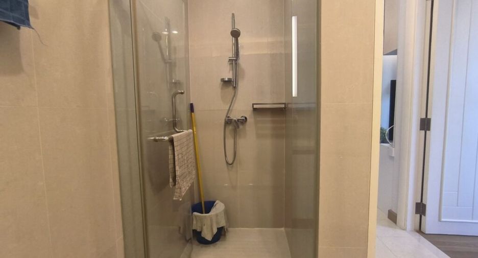 Wohnung zur Miete mit 2 Zimmer in Pathum Wan, Bangkok