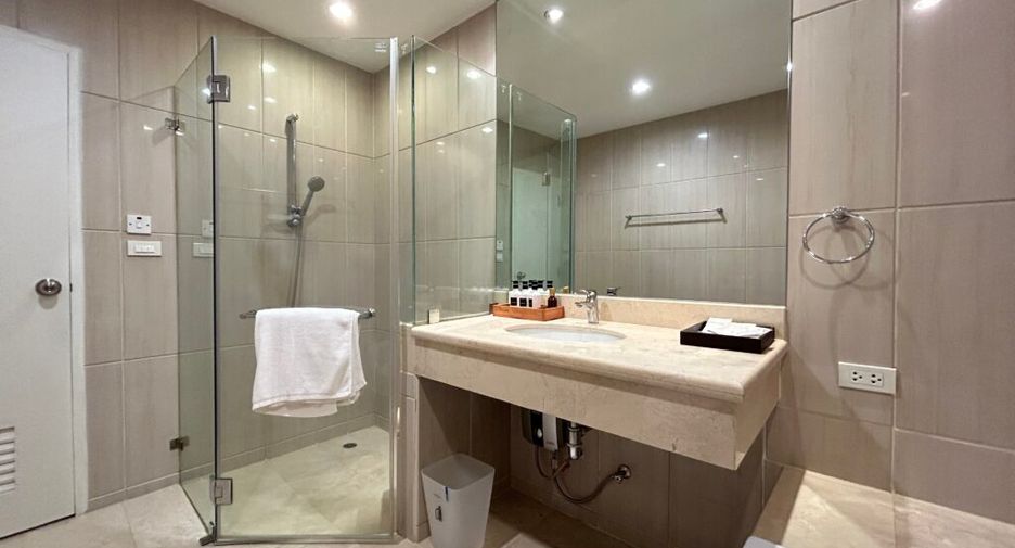 For rent 3 bedrooms condo in Prawet, Bangkok