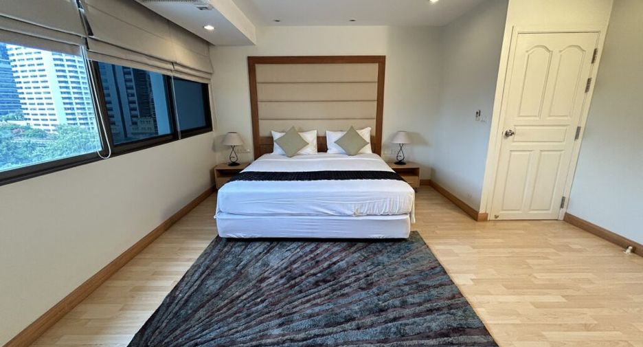 For rent 3 bedrooms condo in Prawet, Bangkok