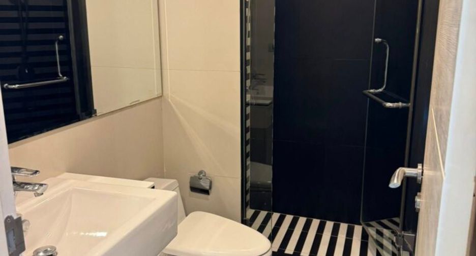 Wohnung zum Kauf mit 2 Zimmer in Khlong Toei, Bangkok