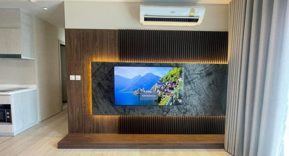 For rent 2 bedrooms condo in Pathum Wan, Bangkok