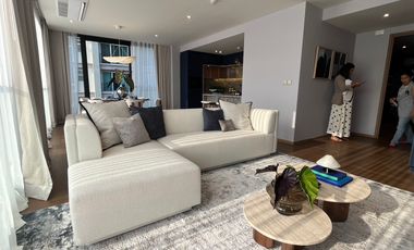Condo en alquiler de 3 habitaciones en Khlong Toei, Bangkok
