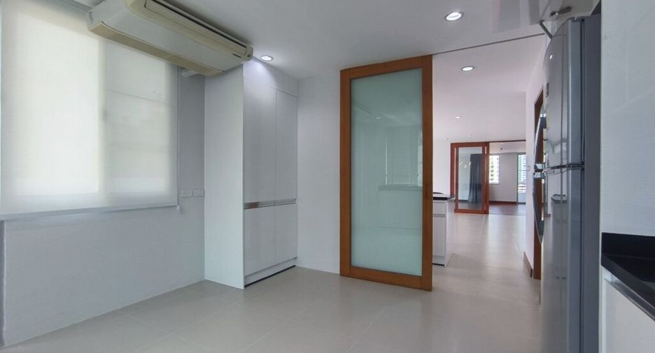 ให้เช่า 4 ห้องนอน คอนโด ใน คลองเตย, กรุงเทพฯ