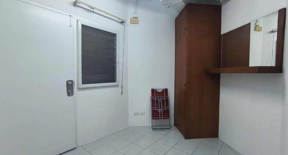 ให้เช่า 2 ห้องนอน คอนโด ใน คลองเตย, กรุงเทพฯ