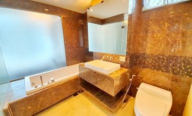 For sale 2 bedrooms condo in Watthana, Bangkok