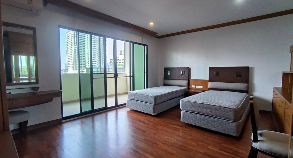 For rent 3 ベッドルーム condo in Khlong Toei, Bangkok