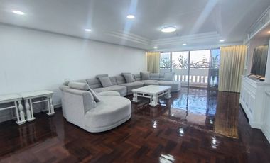 Wohnung zur Miete mit 3 Zimmer in Watthana, Bangkok