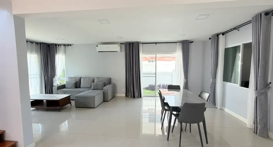 For rent 3 bedrooms house in Bang Lamung, Chonburi