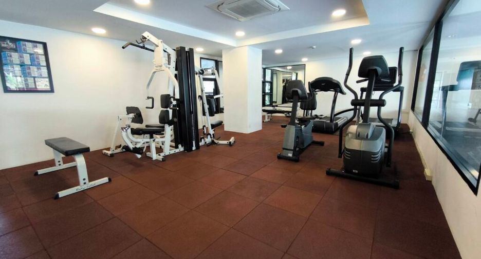 For rent 3 ベッドルーム condo in Khlong Toei, Bangkok