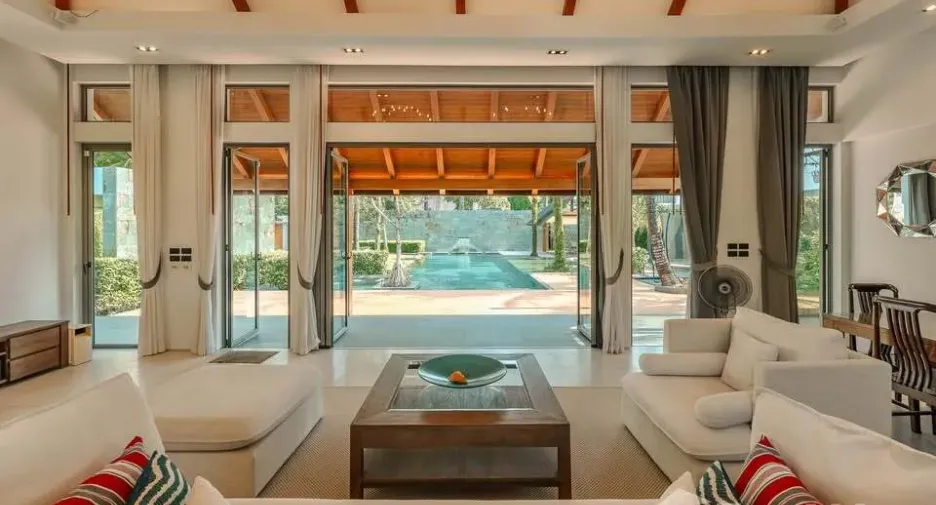 For rent 4 bedrooms villa in Thalang, Phuket