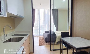 Wohnung zur Miete mit 1 Zimmer in Watthana, Bangkok