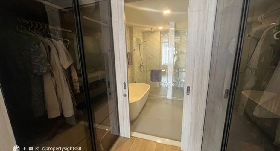 Condo en alquiler de 2 habitaciones en Watthana, Bangkok