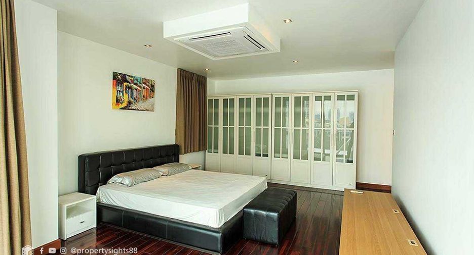 Wohnung zur Miete mit 3 Zimmer in Watthana, Bangkok
