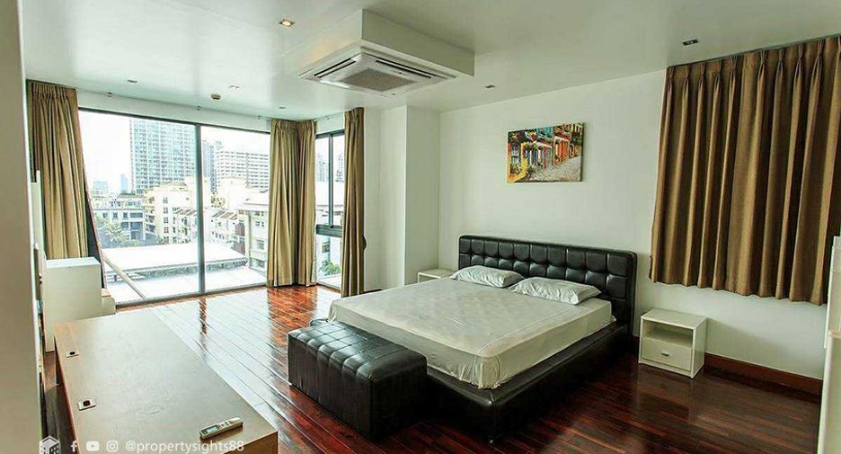 Wohnung zur Miete mit 3 Zimmer in Watthana, Bangkok