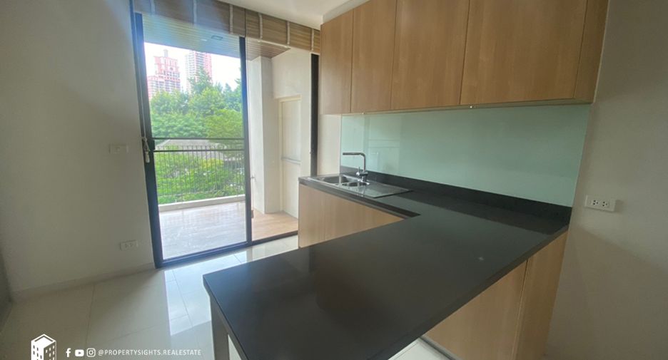 For rent 2 ベッドルーム condo in Khlong Toei, Bangkok