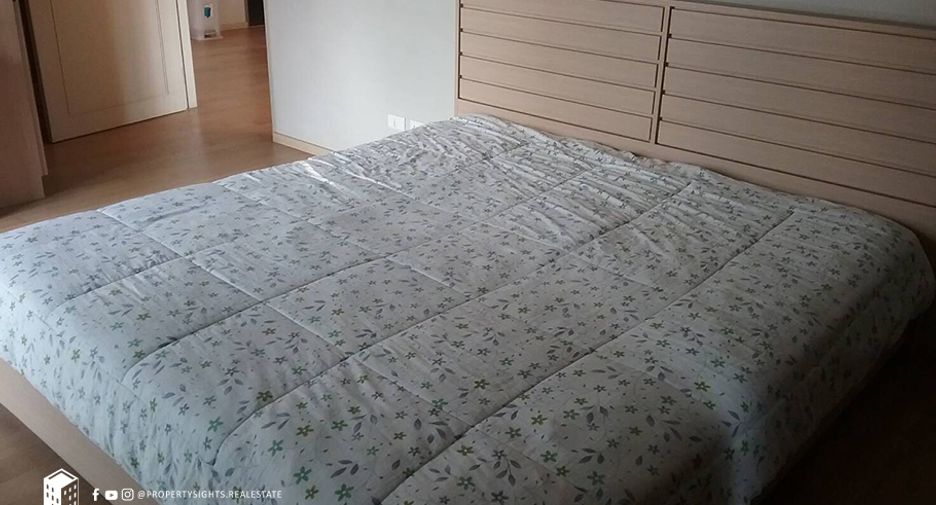 For rent 2 bedrooms condo in Khlong Toei, Bangkok