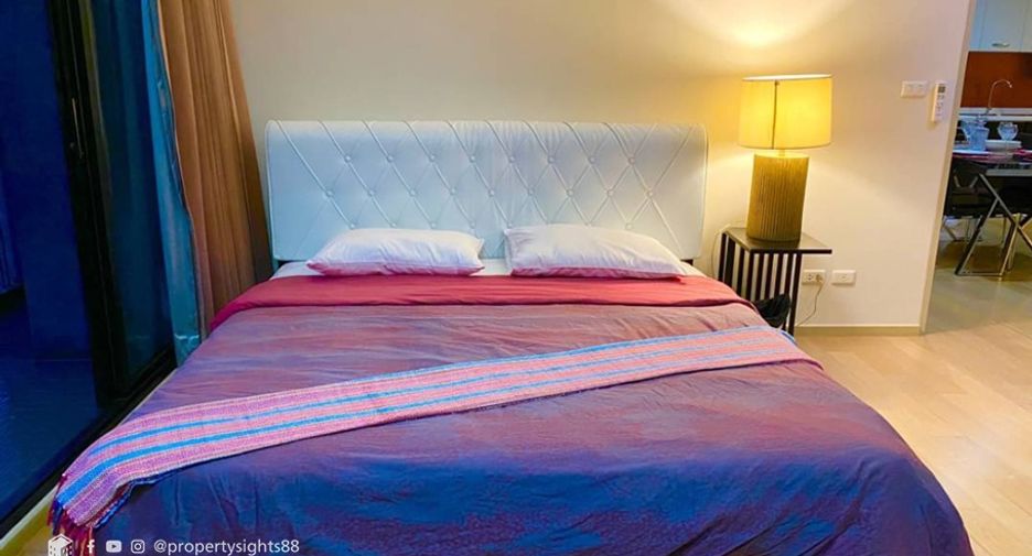 For rent 2 bedrooms condo in Khlong Toei, Bangkok