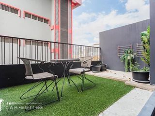 À louer studio condo à Khlong Toei, Bangkok