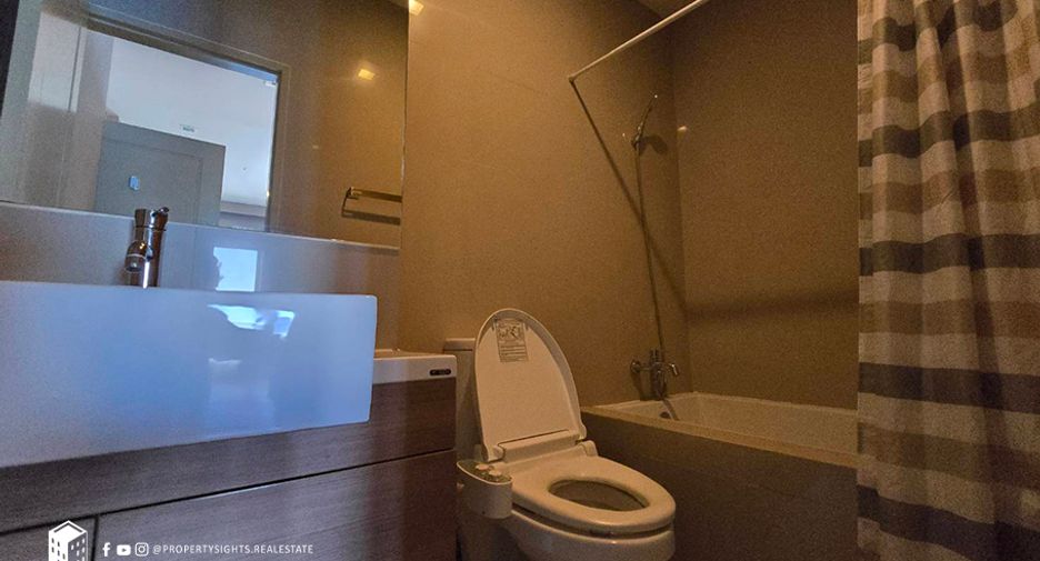 For rent 1 bed condo in Khlong Toei, Bangkok