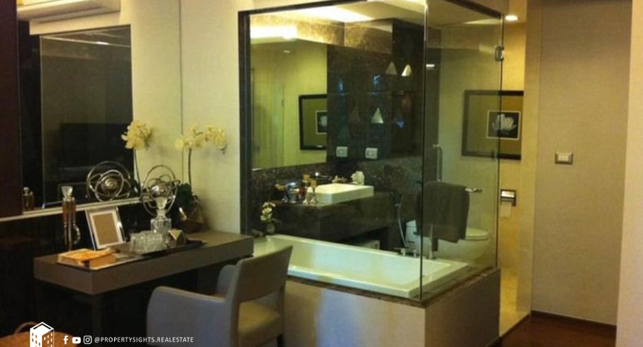 For rent 1 bed condo in Watthana, Bangkok