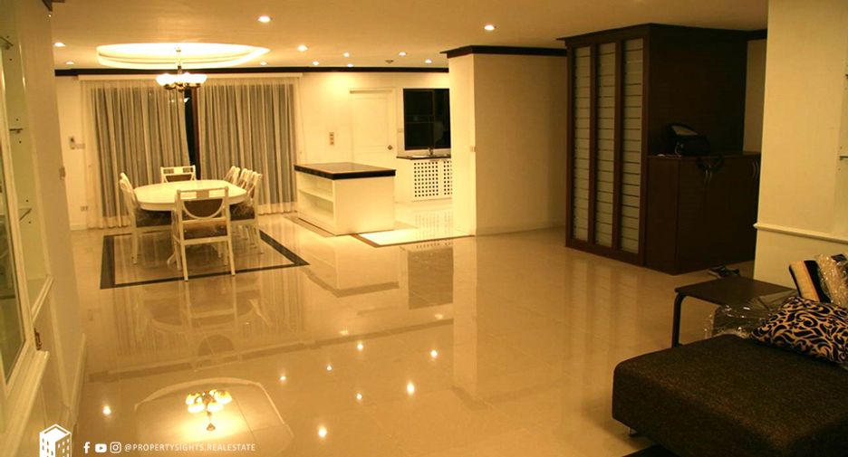 For sale 2 bedrooms condo in Watthana, Bangkok