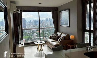 Condo en alquiler de 1 habitaciones en Khlong Toei, Bangkok