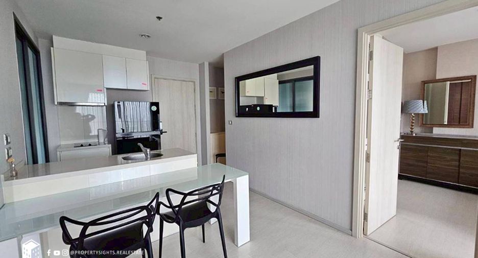 Condo en alquiler de 1 habitaciones en Khlong Toei, Bangkok