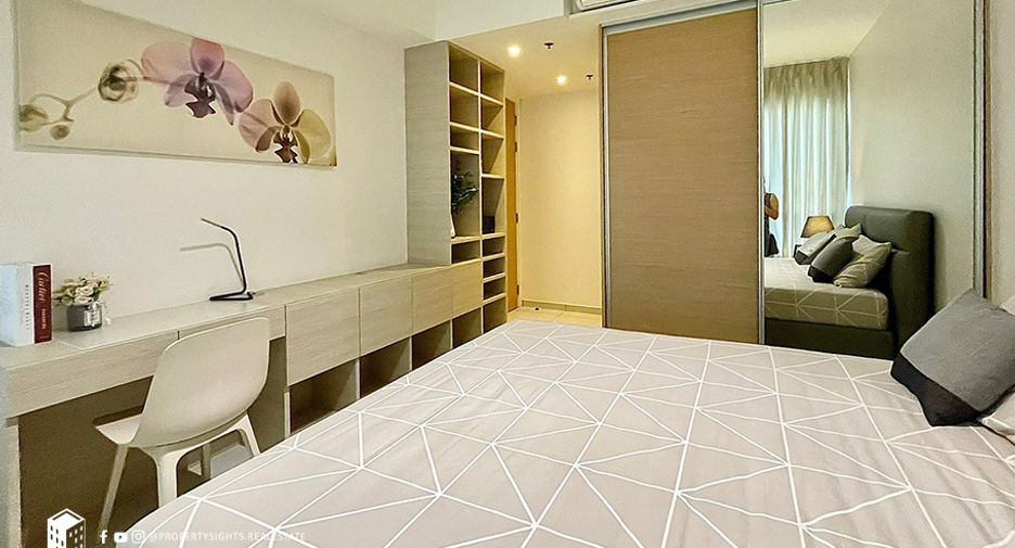 For sale 1 bed condo in Khlong Toei, Bangkok