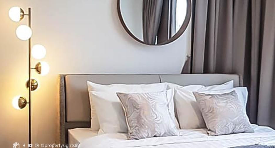 For rent 2 bedrooms condo in Khlong Toei, Bangkok