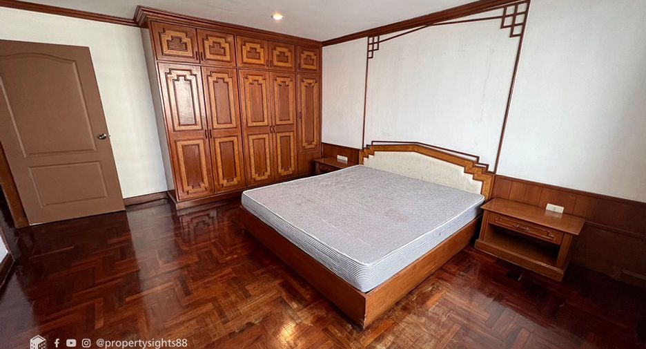 ให้เช่า 3 ห้องนอน คอนโด ใน วัฒนา, กรุงเทพฯ