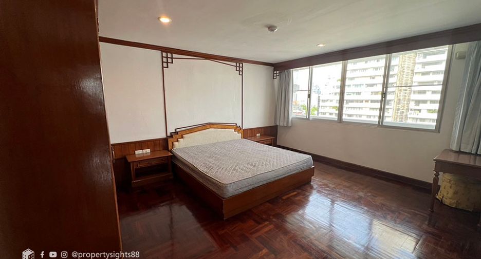ให้เช่า 3 ห้องนอน คอนโด ใน วัฒนา, กรุงเทพฯ