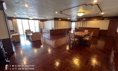 For rent 3 bedrooms condo in Watthana, Bangkok