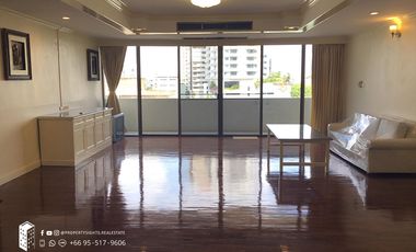 Condo en alquiler de 4 habitaciones en Watthana, Bangkok