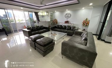 ให้เช่า 4 ห้องนอน คอนโด ใน วัฒนา, กรุงเทพฯ