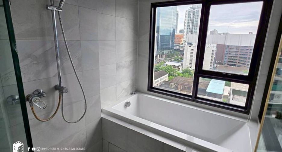 Wohnung zur Miete mit 2 Zimmer in Watthana, Bangkok