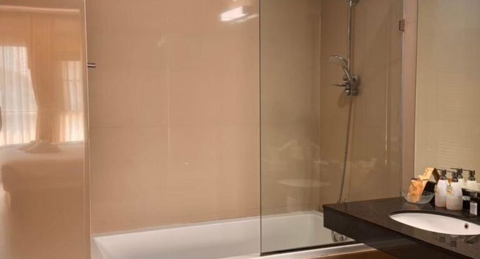For rent 1 Beds condo in Khlong Toei, Bangkok