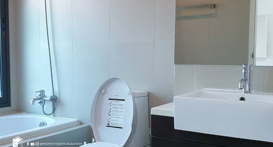 For rent 1 bed condo in Khlong Toei, Bangkok