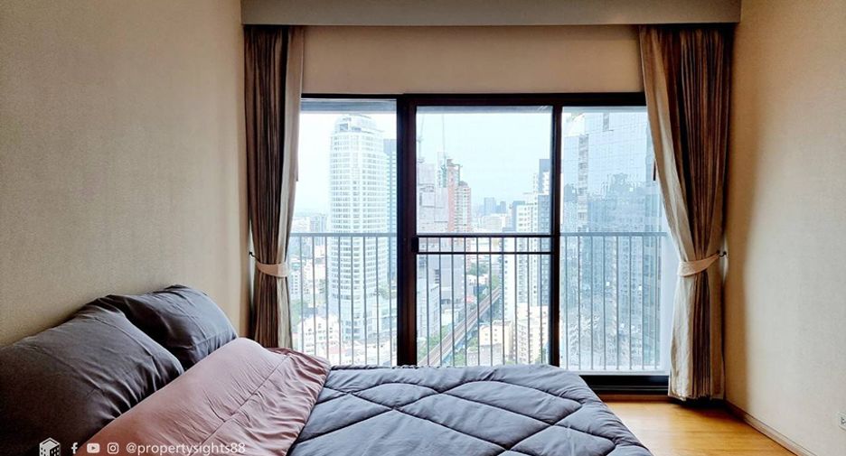For sale 2 bedrooms condo in Khlong Toei, Bangkok