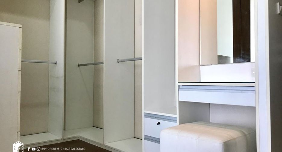 For rent 2 ベッドルーム condo in Khlong Toei, Bangkok