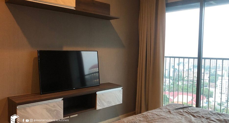 Condo en alquiler de 1 habitaciones en Khlong Toei, Bangkok