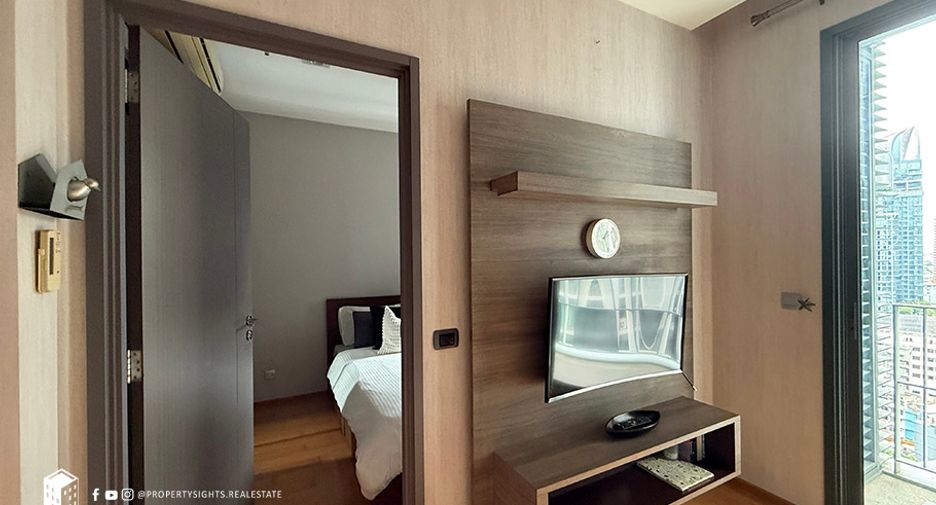 For rent 1 bed condo in Khlong Toei, Bangkok