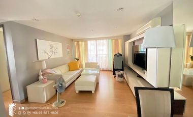 For rent 2 bedrooms condo in Watthana, Bangkok