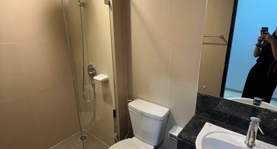 Condo en alquiler de 2 habitaciones en Watthana, Bangkok