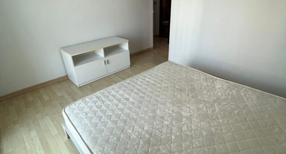 Condo en alquiler de 2 habitaciones en Watthana, Bangkok