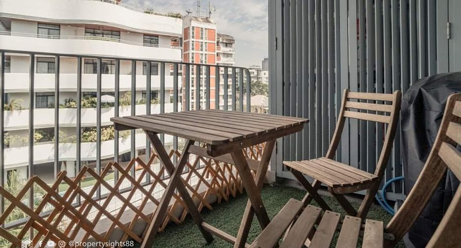 For rent 2 bedrooms condo in Watthana, Bangkok