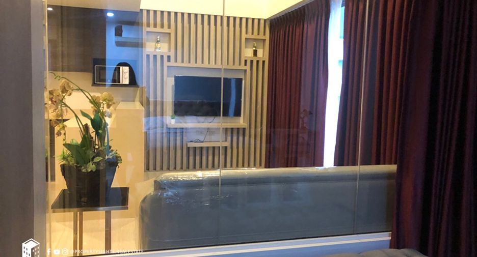 For rent 3 bedrooms condo in Watthana, Bangkok