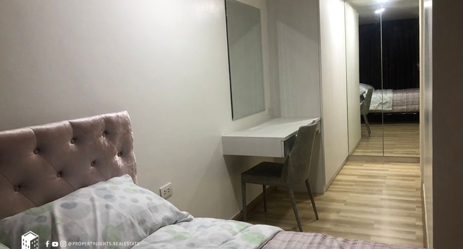 For rent 3 bedrooms condo in Watthana, Bangkok